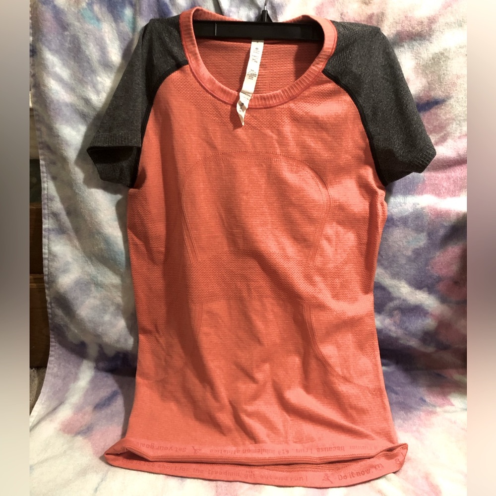 P) Lululemon Swiftly Short Sleeve Crew